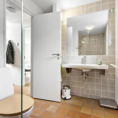 3 Roms Fantastisk Bolig I Feriehus *