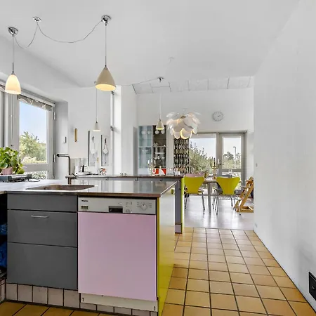 Дом отдыха 3 Bedroom Awesome In *