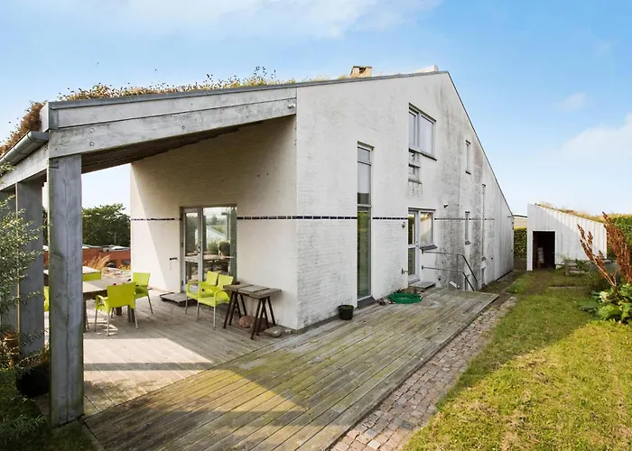 Semesterbostad 3 Bedroom Awesome In *